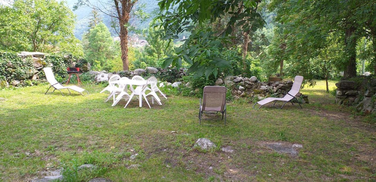 Bilocale A Due Passi Dal Gran Paradiso Locana Exterior photo