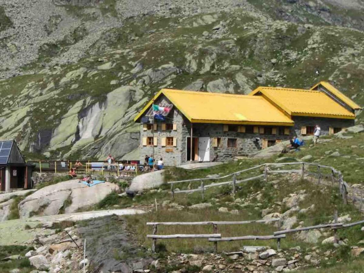 Bilocale A Due Passi Dal Gran Paradiso Locana Exterior photo